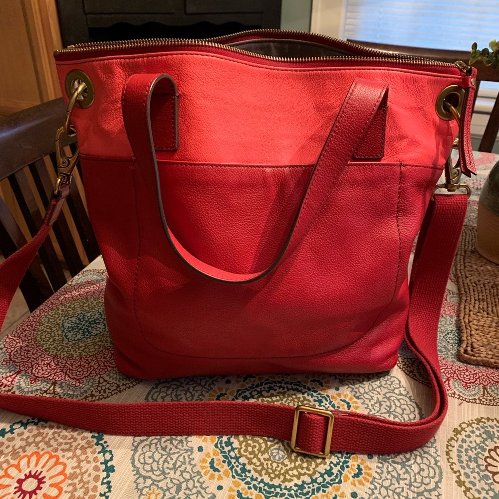 Fossil handbag